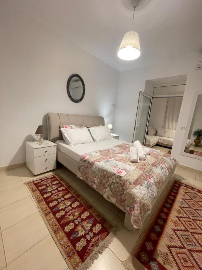 Meg'S Apartment Gjirokastër Dış mekan fotoğraf